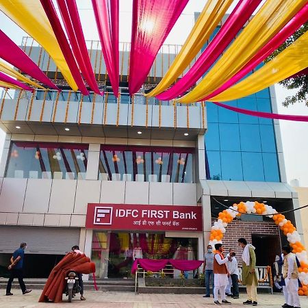 S.R Plaza Hotel Khurja Exterior foto